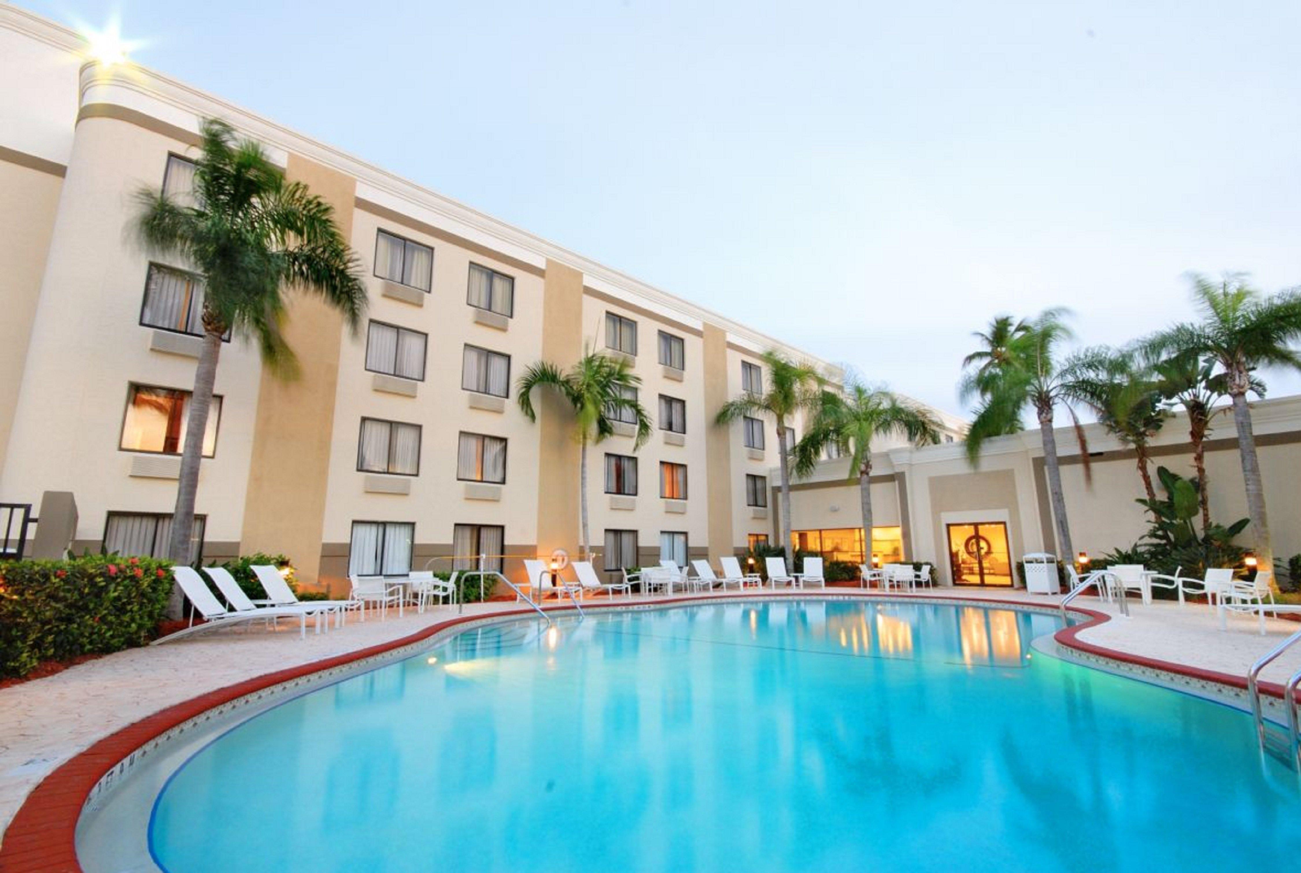 Holiday Inn - Fort Myers - Downtown Area By Ihg Экстерьер фото