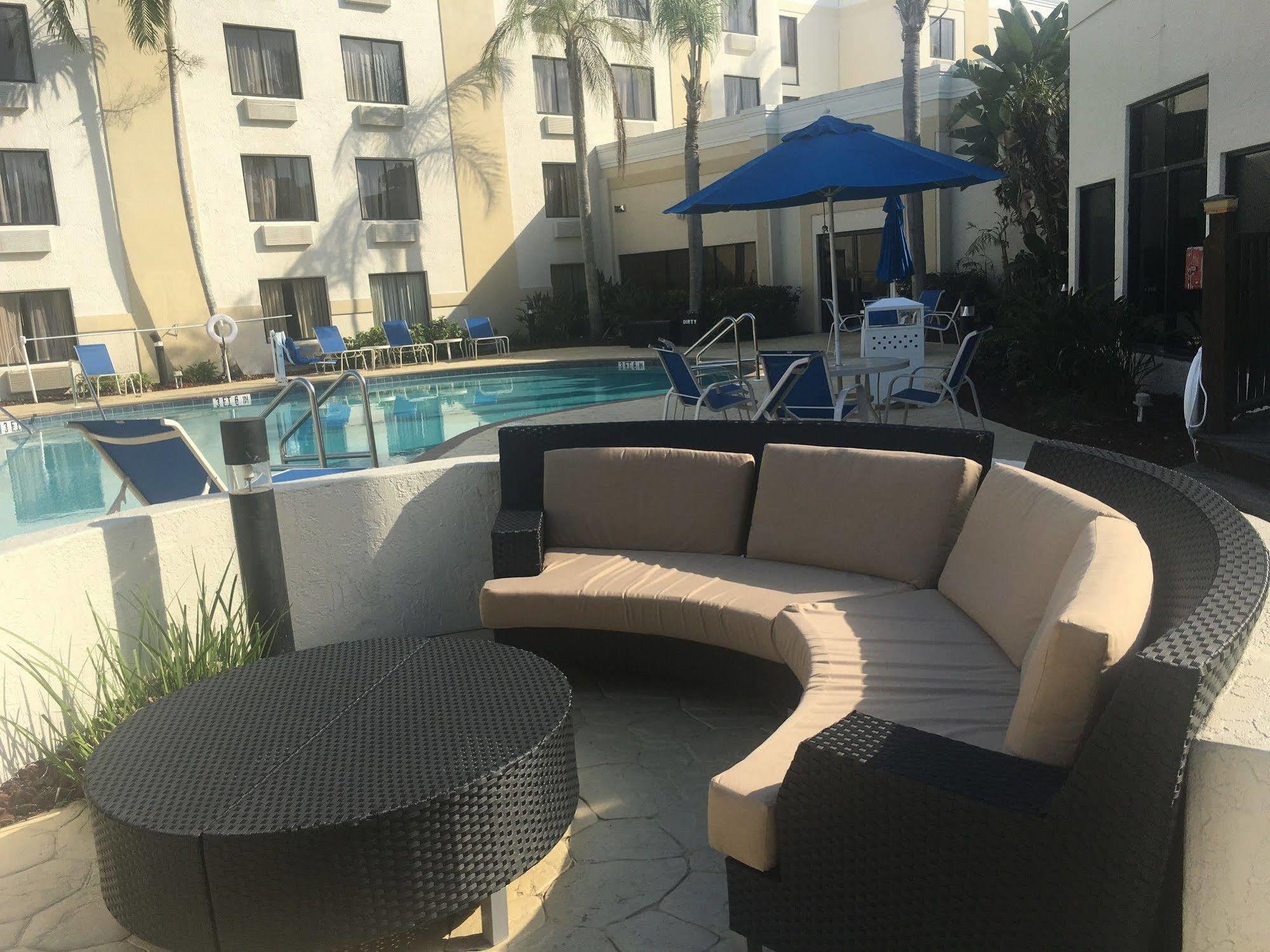 Holiday Inn - Fort Myers - Downtown Area By Ihg Экстерьер фото