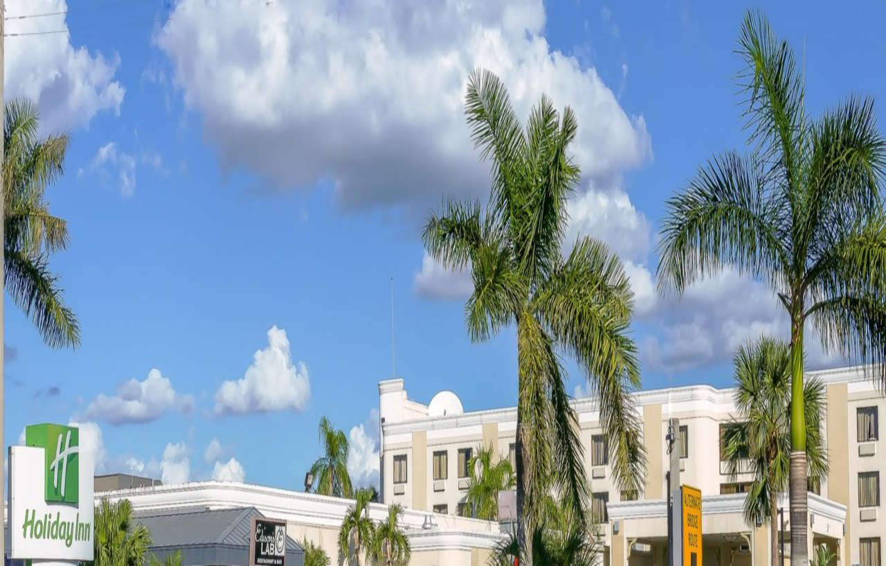 Holiday Inn - Fort Myers - Downtown Area By Ihg Экстерьер фото